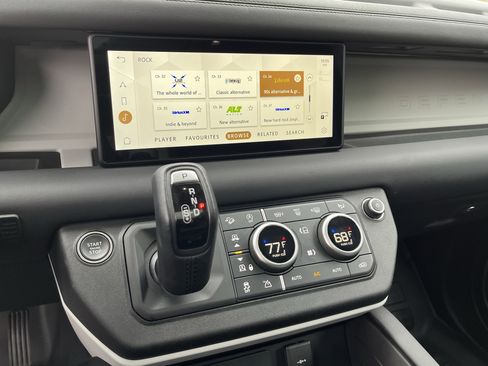 Certified 2024 Land Rover Defender 110 S image 22