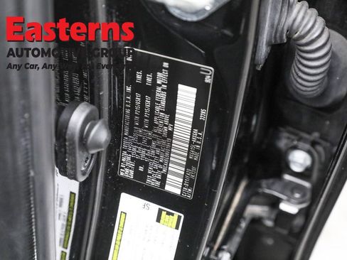 Used 2022 Toyota Corolla Cross LE image 35