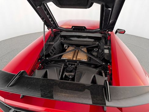 Used 2018 Lamborghini Huracan Performante image 36