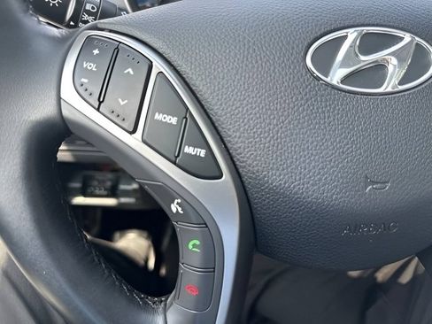 Used 2014 Hyundai Elantra GT w/ Option Group 03 FWD image 18