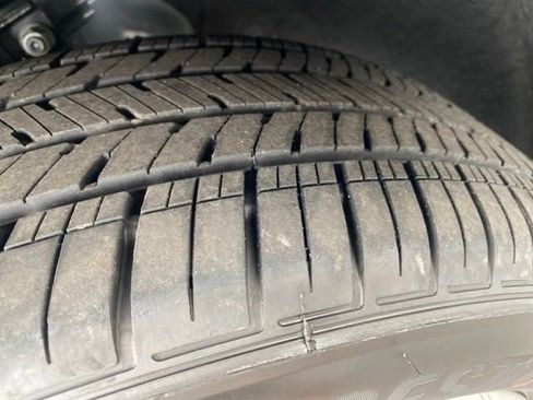 New 2024 Ford Escape Platinum w/ Premium Technology Package image 18