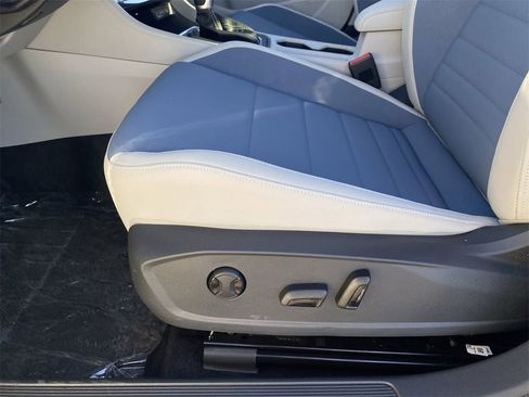 New 2026 Volkswagen Jetta SE image 16