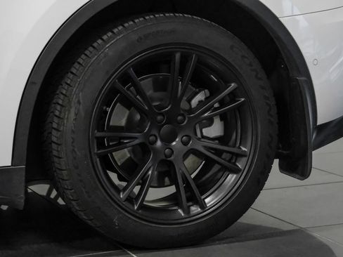 Used 2021 Tesla Model Y Long Range AWD/4WD image 68