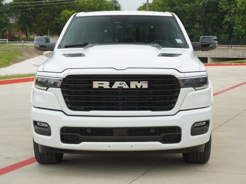 Used 2025 RAM 1500 Laramie w/ Sport Appearance Package AWD/4WD image 7