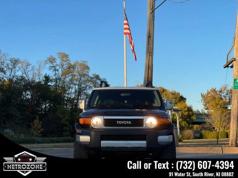Used 2007 Toyota FJ Cruiser 4WD image 10