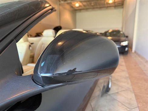 Used 2010 Maserati GranTurismo Convertible image 22