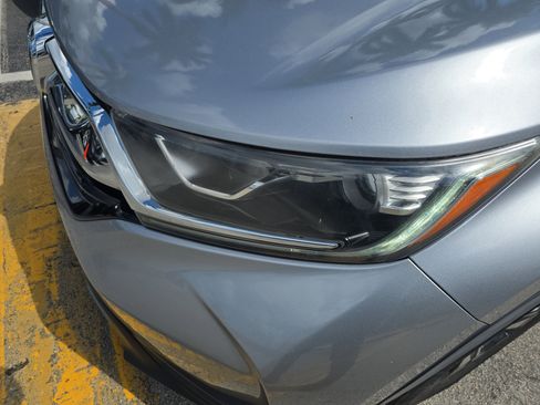 Certified 2019 Honda CR-V LX image 9