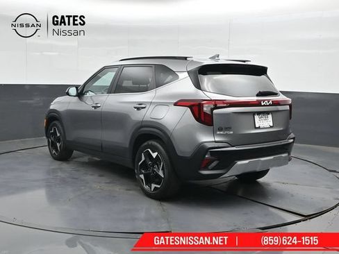 Used 2024 Kia Seltos EX AWD/4WD image 8