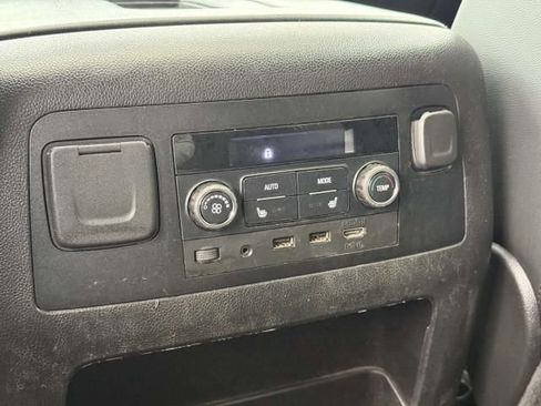 Used 2020 Chevrolet Tahoe LT image 17