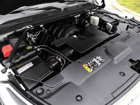 Used 2020 GMC Yukon SLT AWD/4WD image 54