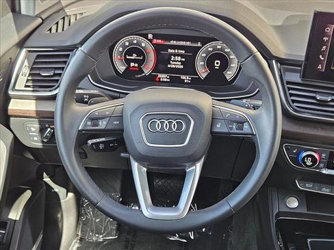 Used 2023 Audi Q5 2.0T Premium Plus w/ Premium Plus Package AWD/4WD image 14