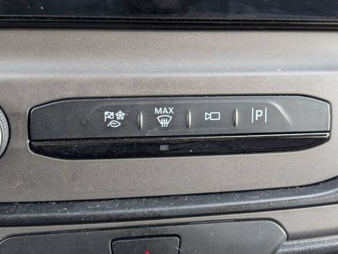 Certified 2022 Ford Transit 350 XLT RWD image 37