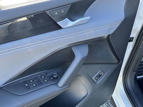 New 2026 Volkswagen Tiguan SE R-Line image 13