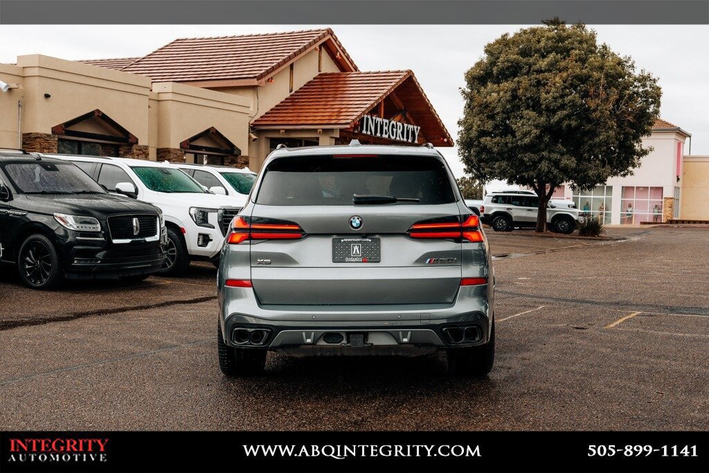 Used 2024 BMW X5 M60i AWD/4WD image 6