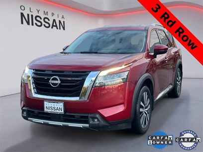 Used 2022 Nissan Pathfinder Platinum w/ Cargo Package