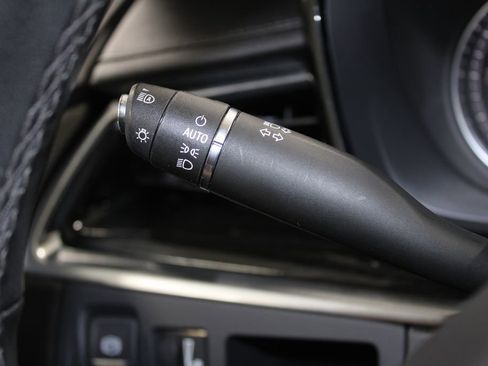 Used 2023 Cadillac XT5 Premium Luxury image 40