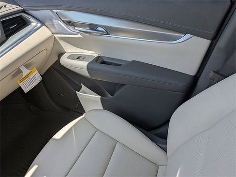 New 2025 Cadillac XT5 Premium Luxury w/ Technology Package image 18