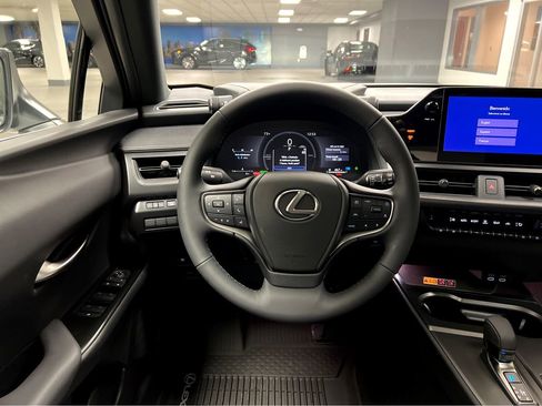 New 2026 Lexus UX 300h AWD image 31