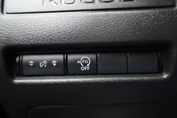 Used 2024 Nissan Rogue S FWD image 19