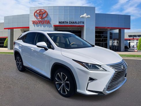 Used 2019 Lexus RX 350 FWD w/ Premium Package image 2