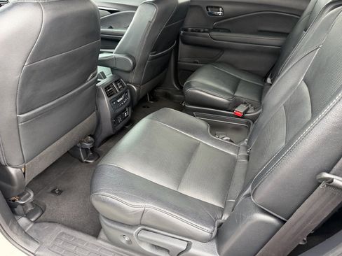 Used 2019 Honda Pilot Elite image 20