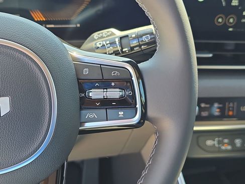 New 2026 Kia Carnival EX image 31