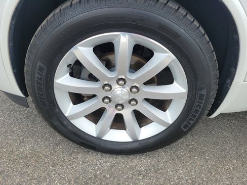 Used 2017 Buick Enclave Premium w/ Experience Buick Package image 24