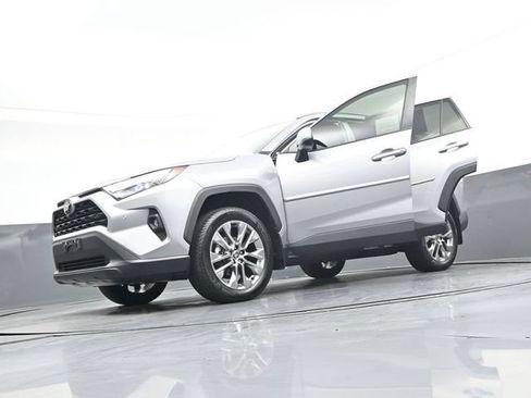 Used 2024 Toyota RAV4 XLE Premium w/ Weather Package AWD/4WD image 43