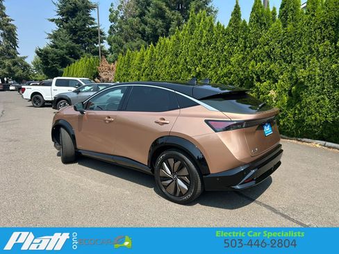 Used 2023 Nissan Ariya FWD image 8