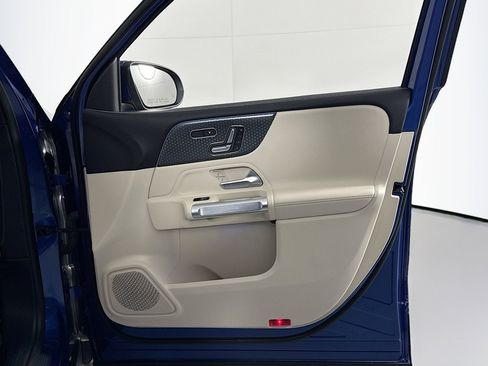 Certified 2024 Mercedes-Benz GLB 250 GLB 250 image 23