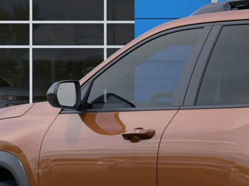 New 2027 Chevrolet Equinox LT w/ Convenience Package II AWD/4WD image 12