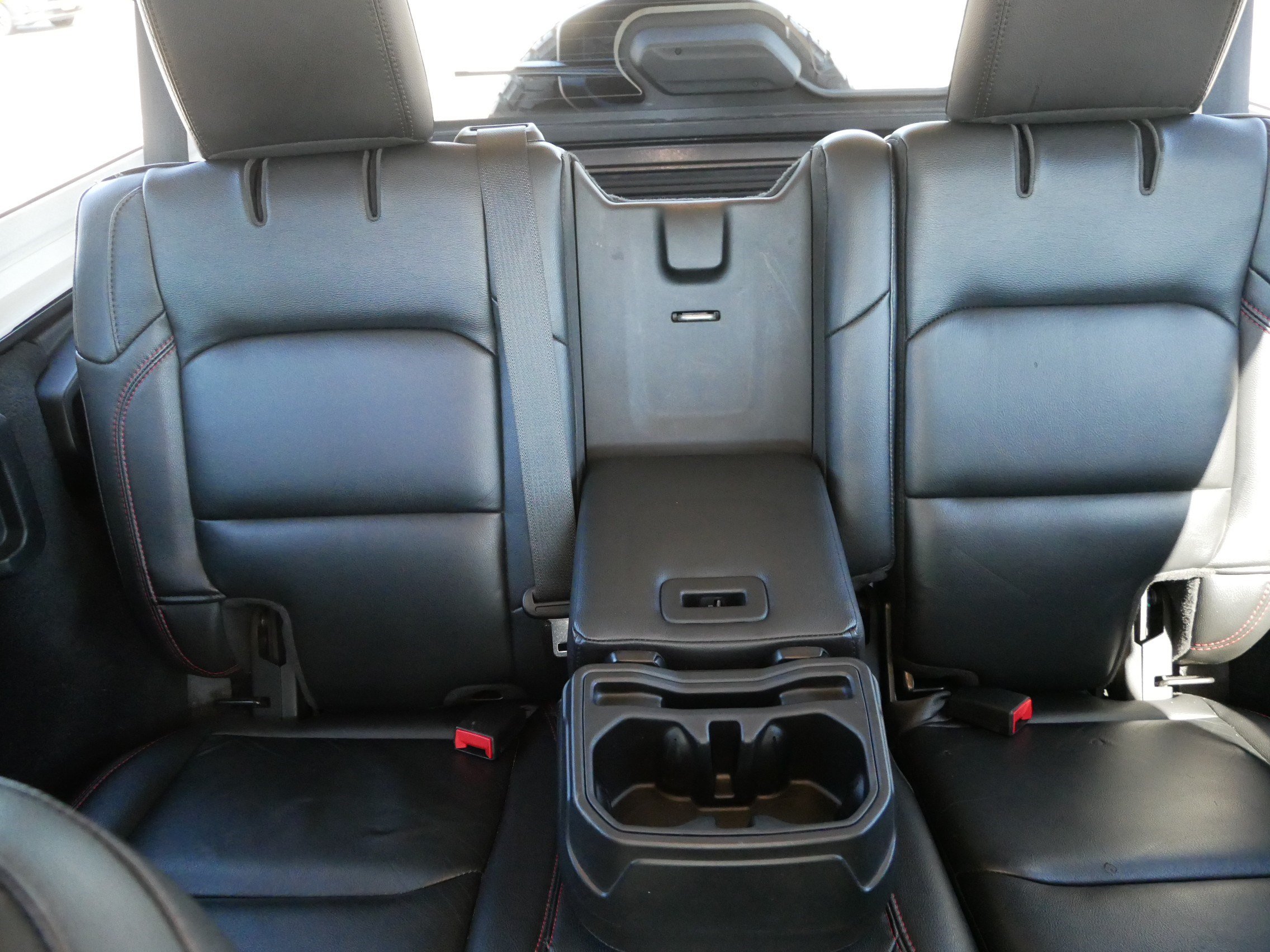 Used 2019 Jeep Wrangler Unlimited Rubicon AWD/4WD image 13