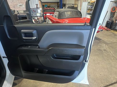 Used 2016 Chevrolet Silverado 3500 W/T RWD image 19