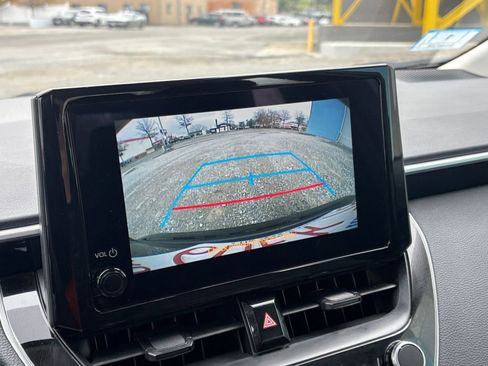 Used 2025 Toyota Corolla LE image 17