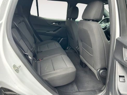 Certified 2025 Chevrolet Equinox LT image 10