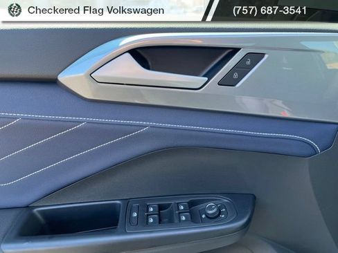 New 2026 Volkswagen Taos SEL AWD/4WD image 14