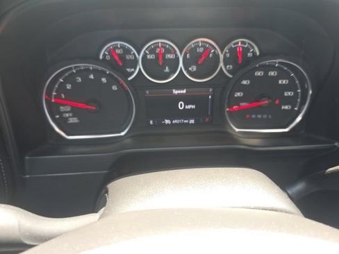 Used 2020 Chevrolet Silverado 1500 LT AWD/4WD image 15
