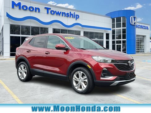 Used 2023 Buick Encore GX Preferred w/ Cold Weather Comfort Package AWD/4WD image 1