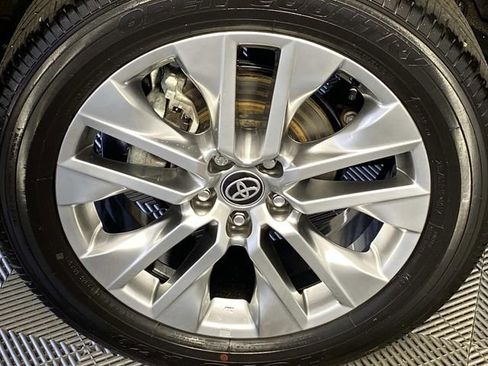 Used 2025 Toyota RAV4 XLE Premium w/ Weather Package image 31