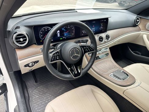 Used 2021 Mercedes-Benz E 450 4MATIC All-Terrain Wagon image 23