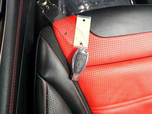 Used 2019 Mercedes-Benz GLC 63 AMG AMG GLC 63 4MATIC+ SUV image 24