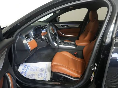 Used 2024 Jaguar XF R-Dynamic SE AWD/4WD image 26