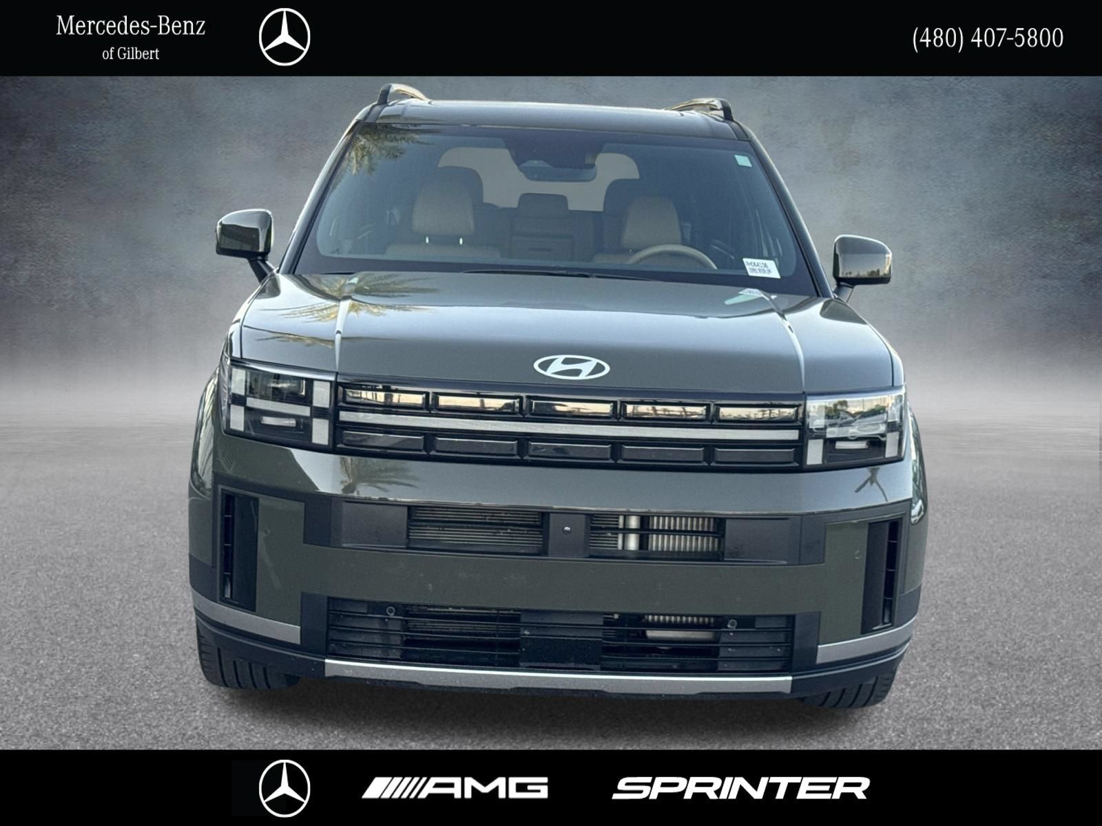 Used 2024 Hyundai Santa Fe Limited AWD/4WD image 2