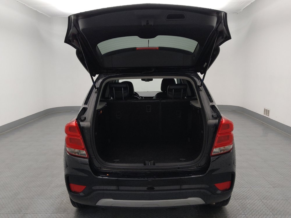 Used 2020 Chevrolet Trax LT w/ LT Convenience Package FWD image 29