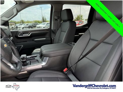 New 2026 Chevrolet Silverado 1500 LTZ w/ LTZ Premium Package RWD image 20