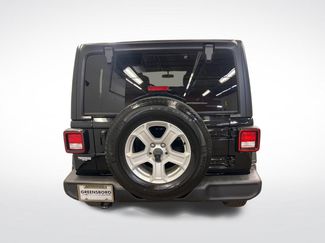 Used 2022 Jeep Wrangler Unlimited Sport AWD/4WD video 3