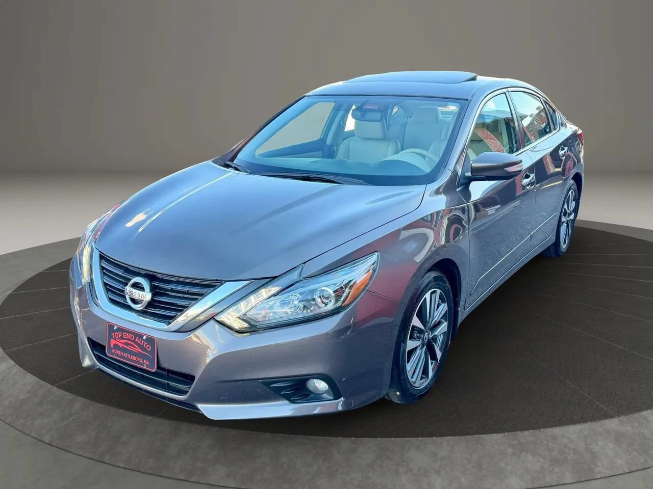 Used 2017 Nissan Altima 2.5 SL w/ 2.5 Technology Package FWD image 1