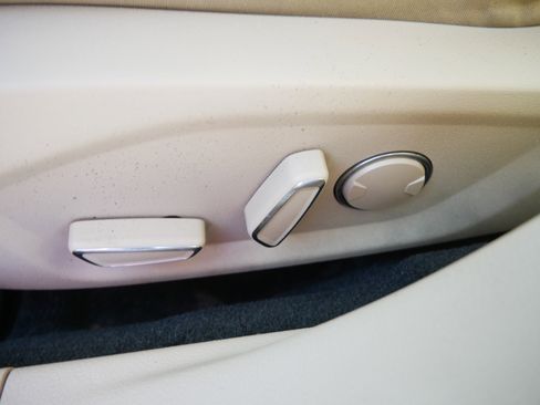 Used 2016 Ford Fusion SE image 19