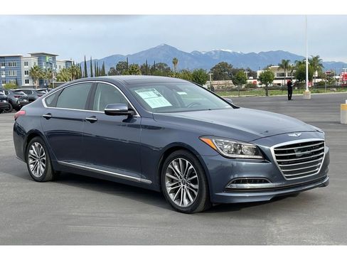 Used 2015 Hyundai Genesis 3.8 w/ Option Group 03 image 9