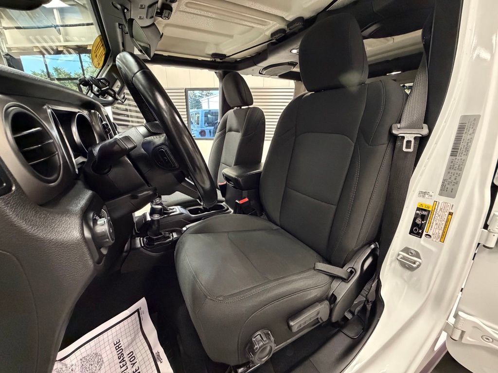 Used 2020 Jeep Wrangler Unlimited Sport AWD/4WD image 7